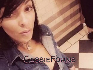 Cassie_Forns