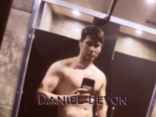 Daniel_devon