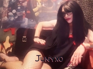 Junyxo