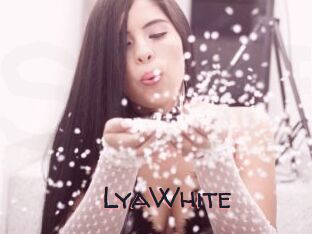 LyaWhite