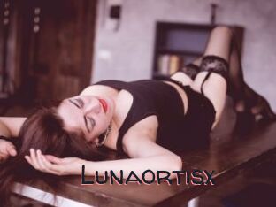 Lunaortisx