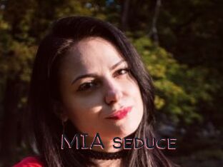 MIA_seduce