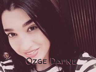 Ozge_Dafne